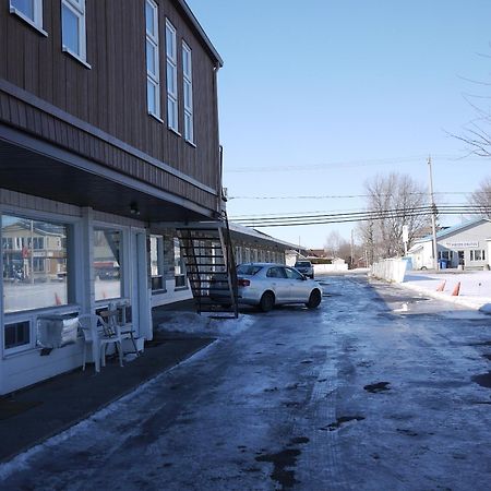 Motel Rive Du Lac Saint-Zotique Zewnętrze zdjęcie