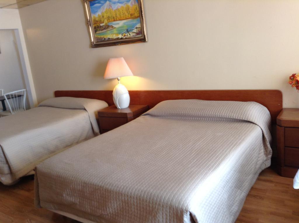 Motel Rive Du Lac Saint-Zotique Zewnętrze zdjęcie