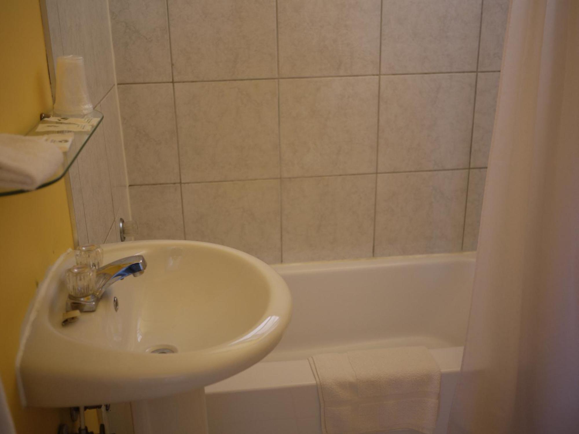Motel Rive Du Lac Saint-Zotique Zewnętrze zdjęcie